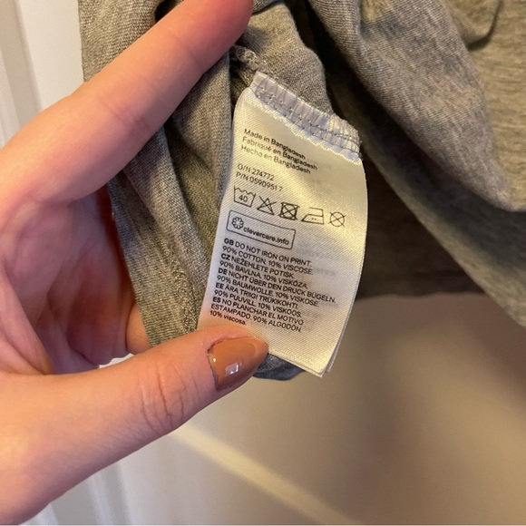 H&M Divided - NASA graphic crop top - Picture 5 of 7